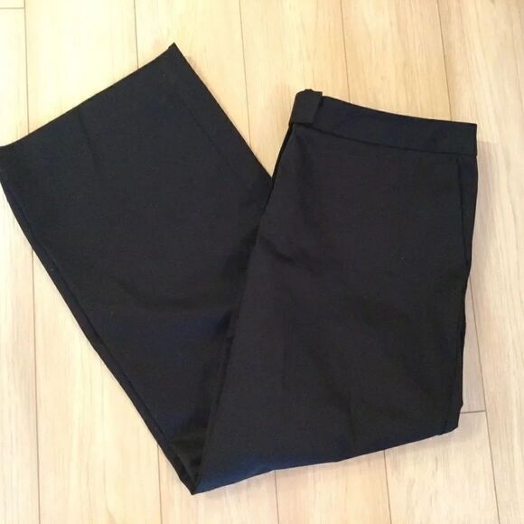 Liz Claiborne Pants - NWOT. Black Polished Cotton Liz Claiborne Sz.  12